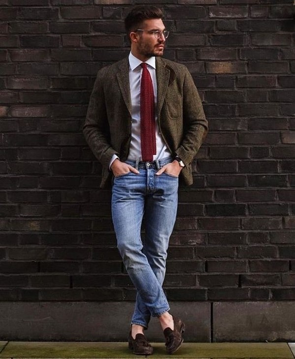 Мужской пиджак под джинсы, требования к сочетанию цветов и фасонов, идеи создания образа