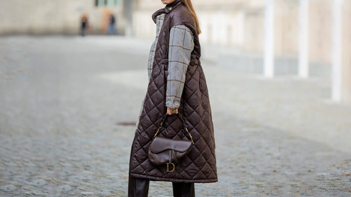Стеганое пальто в женском гардеробе: стиль, комфорт и универсальность
