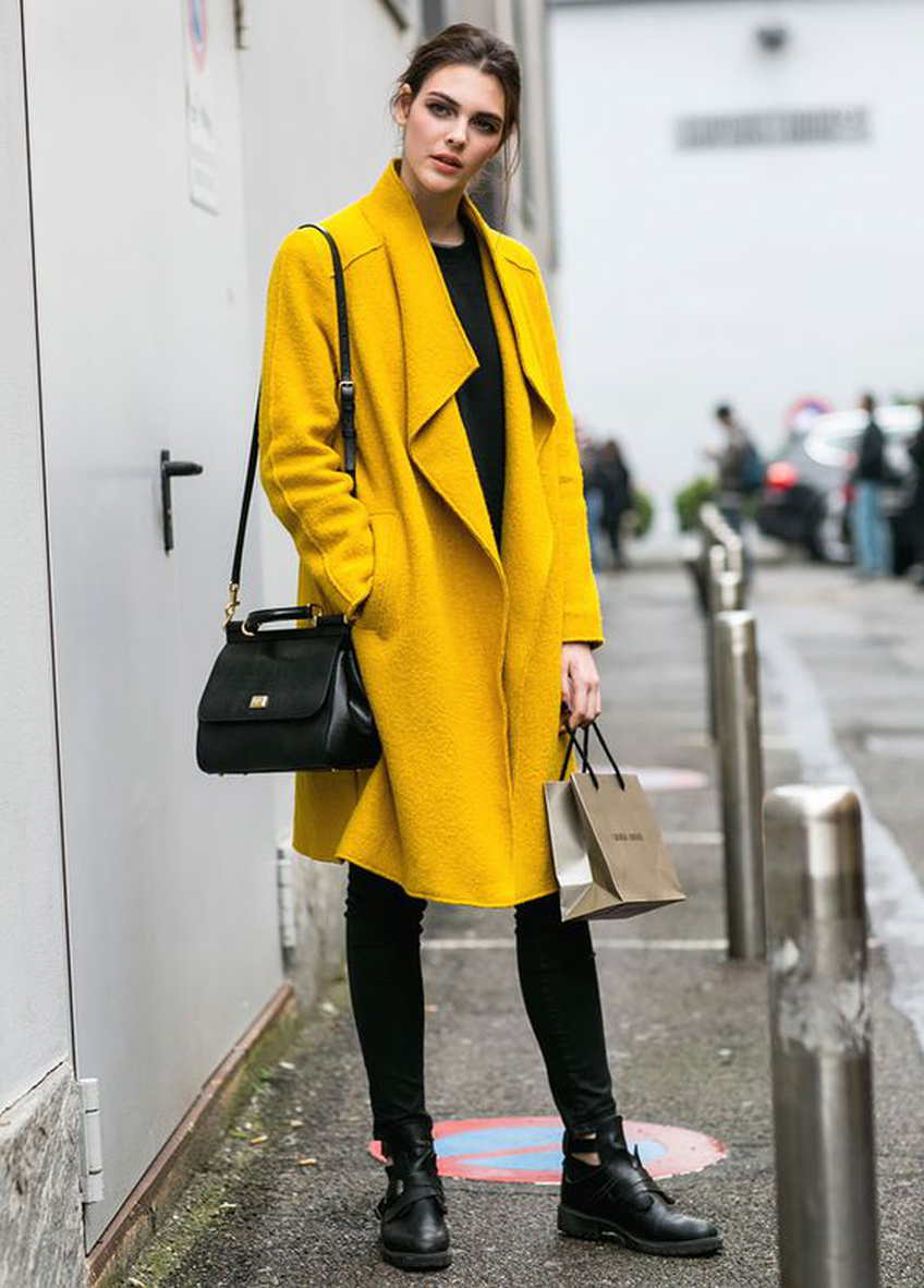 Шапка к желтой куртке