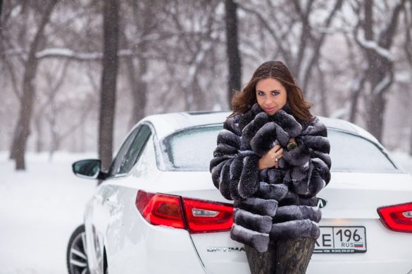 Девушка в шубе автоледи фото